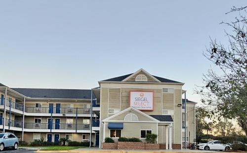 Orange Park Hotel | Siegel Select Orange Park