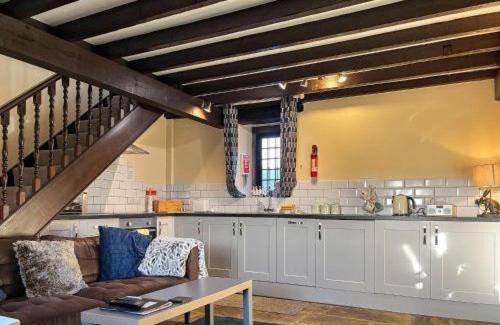 Monyash House | Sienna Cottage