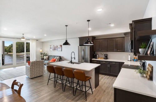 Camdenton Condo | Sierra Bay Sweet Retreat - Two Pools & More!