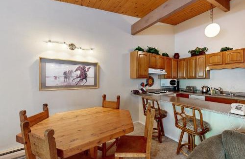 Taos Ski Valley Apartment | Sierra Del Sol 10
