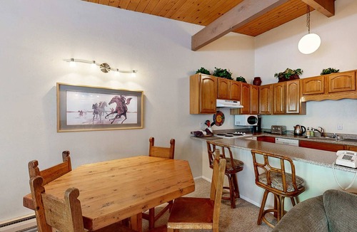 Taos Ski Valley House | Sierra Del Sol | Ski-In, Ski-Out Townhome & Slope-View Balcony