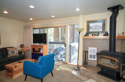 Mammoth Lakes Condo | Sierra Park Villas #20