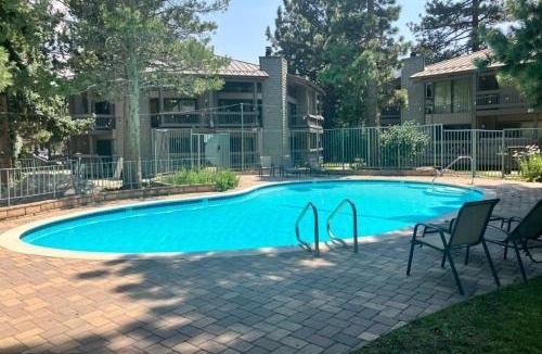 Mammoth Lakes Apartment | Sierra Park Villas 39 H