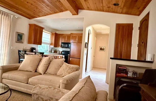 Warner Springs Ranch House | Sierra Roble Cottage