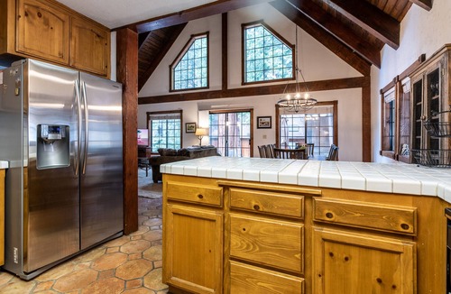 Dorrington Cabin | Sierra Serenity - w/Central Heat!