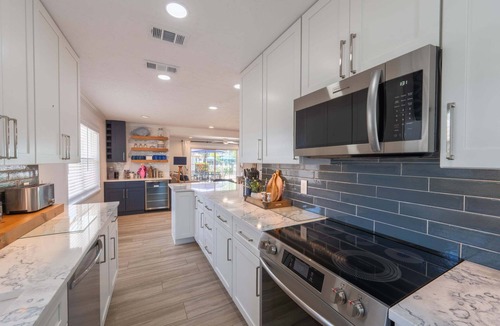 Siesta Key Villa | Siesta Key 3BR Villa - Pool & Dock Access in Polynesian Gardens