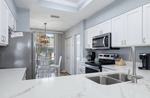 Palmer Ranch Condo | Siesta Key Beach Sunsets and Golf Await You