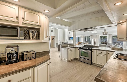 Bay Isle House | Siesta Key Oasis with a pool