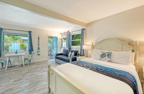 Sarasota Hotel | Siesta Key Palms Resort