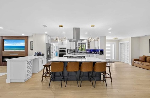 Bay Isle House | Siesta Key Paradise