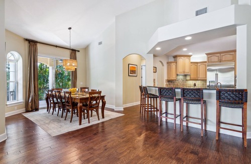 Bay Isle House | Siesta Key Pool Palace - Walk to Beach