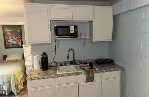 Siesta Key Apartment | Siesta Key studio close to everything!