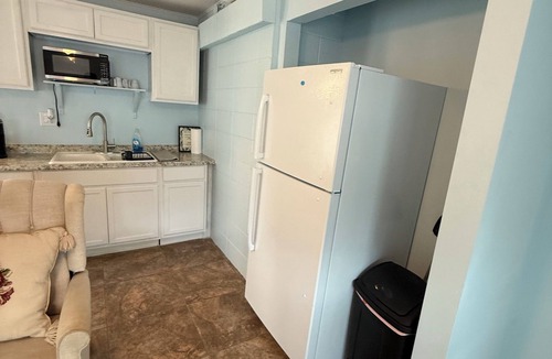Siesta Key Apartment | Siesta Key studio close to everything!