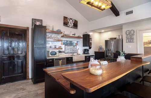 Siesta Shores House | Siesta Shores Lakehouse Escape