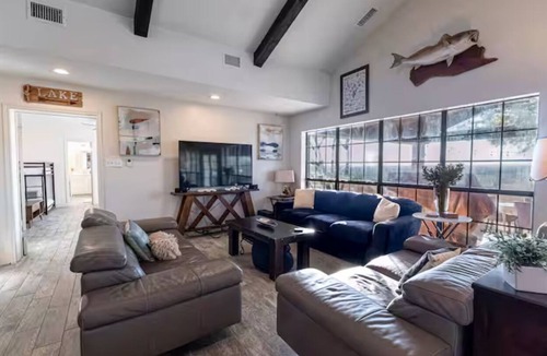 Siesta Shores House | Siesta Shores Lakehouse Escape