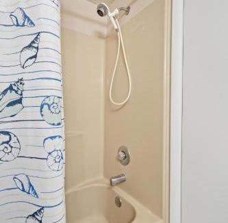 Midtown Ocean City House | Siesta Villa 104s