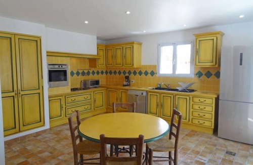 Eyragues House | Siflora by Interhome