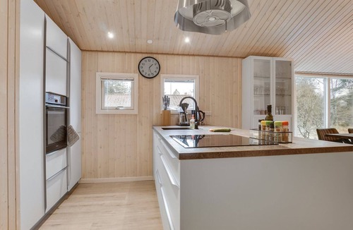 Torup Strand House | "Sighbiorn" - 950m from the sea by Interhome