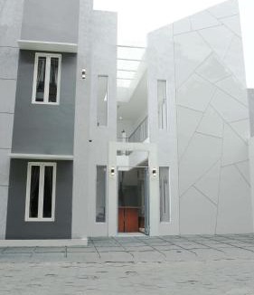 Depok Hostel | Sighma Kayon Perumnas