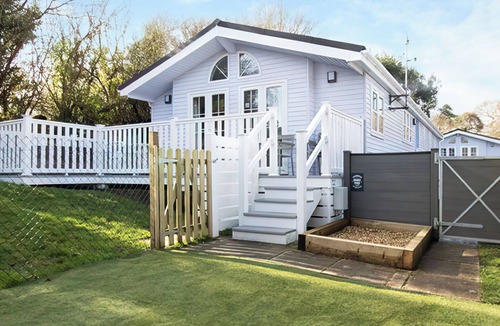 Milford on Sea Ski Chalet | Signature 2 Plus Lodge