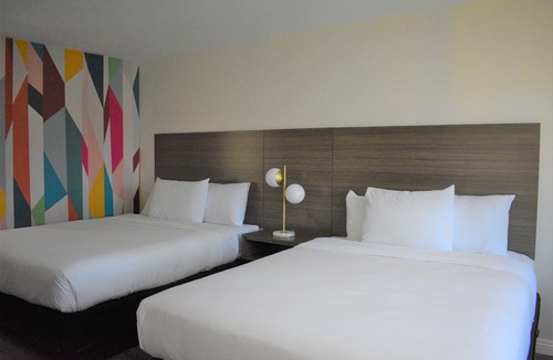 Anaheim Resort Hotel | Signature Anaheim Maingate