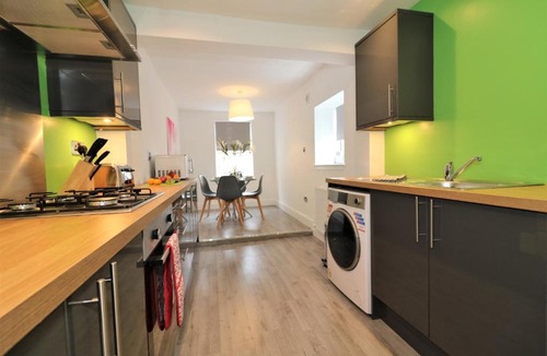 Hamilton Apartment | Signature - Hamilton House