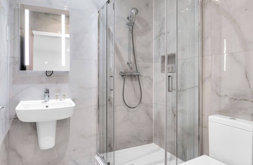 Valentines Hotel | Signature Hotel London