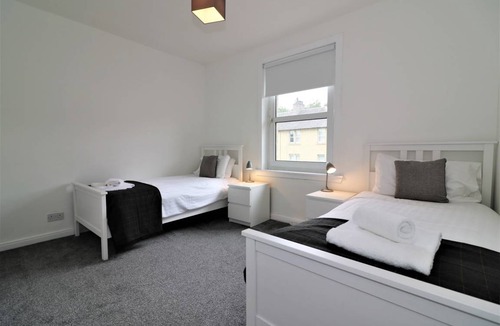 Hamilton Apartment | Signature - Shawburn House