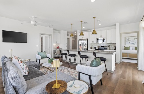 San Marcos Apartment | Signature Sunlit 2BR 2BA | Open Concept