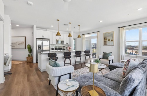San Marcos Apartment | Signature Sunlit 2BR 2BA | Open Concept