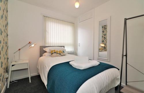 East Kilbride Apartment | Signature - Troon View