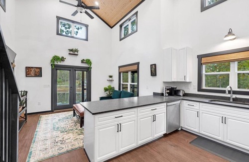 Tracy City House | Silent Princess, Tiny Home