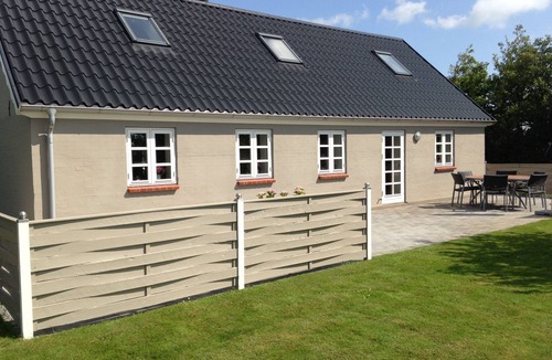 Sillerslev House | Sillerslev/Øster Assels. Lovely holiday house. 300m. to island’s best beach