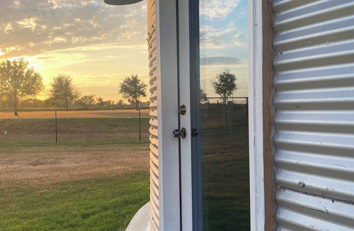 Elgin House | Silo Del Sol is a unique getaway just outside of Austin.