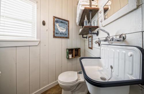 Troy House | Silo House At Laughing Llama Farm