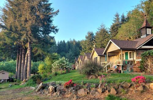 Westlake Apartment | Siltcoos Station