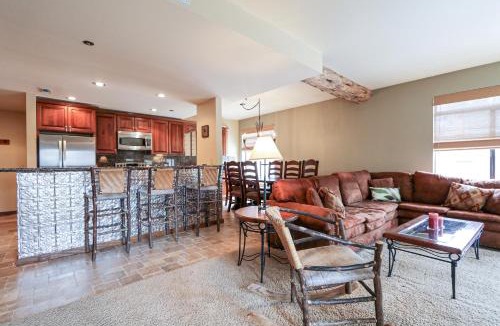 Mammoth Lakes Apartment | Silver Bear #22 condo
