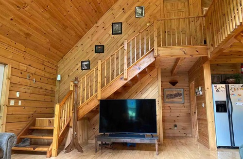 Keene Cabin | Silver Bear Cabin, 15 minutes from Whiteface!