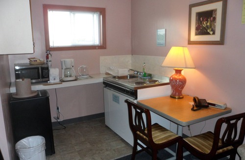 Central Huron Hotel | Silver Birch Motel