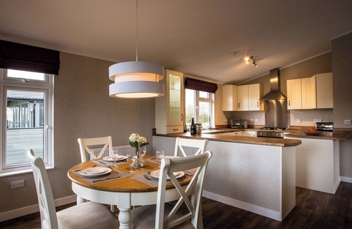 Hinton Cottage | Silver Birch - UKC4529