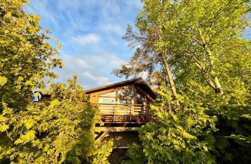 Tobermory House | Silver Birch Waterfront SUNSETS Tobermory