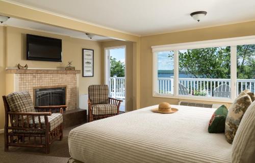 Hawley Hotel | Silver Birches Resort