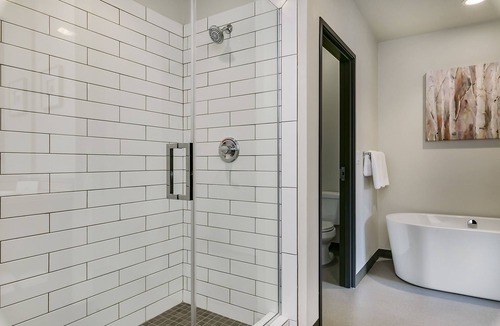 Bellevue Hotel | Silver Creek Hotel
