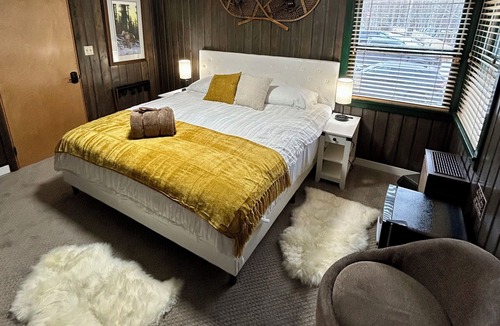 Salt Lake Mountain Resorts Cabin | Silver Fork Lodge and Restaurant