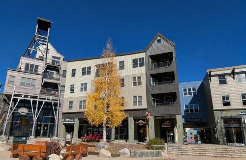 River Run House | Silver Mill 8193 by SummitCove Lodging
