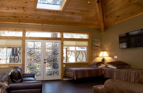 Idyllwild Hotel | Silver Pines Lodge