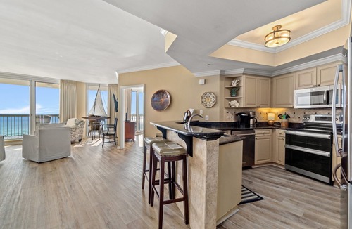 Destin Condo | Silver Shells Resort, St. Maarten - Beachfront, Beautiful views, Unit 707