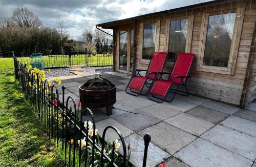 Monmouth Ski Chalet | Silver Springs Farm Lodge