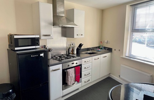 Ashby-de-la-Zouch House | Silver Stag Properties, Comfy 2 BR Home in Ashby