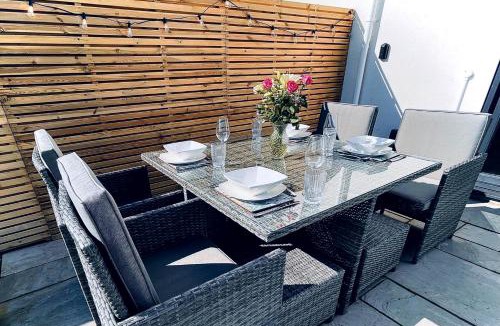 Benllech House | Silver Strand